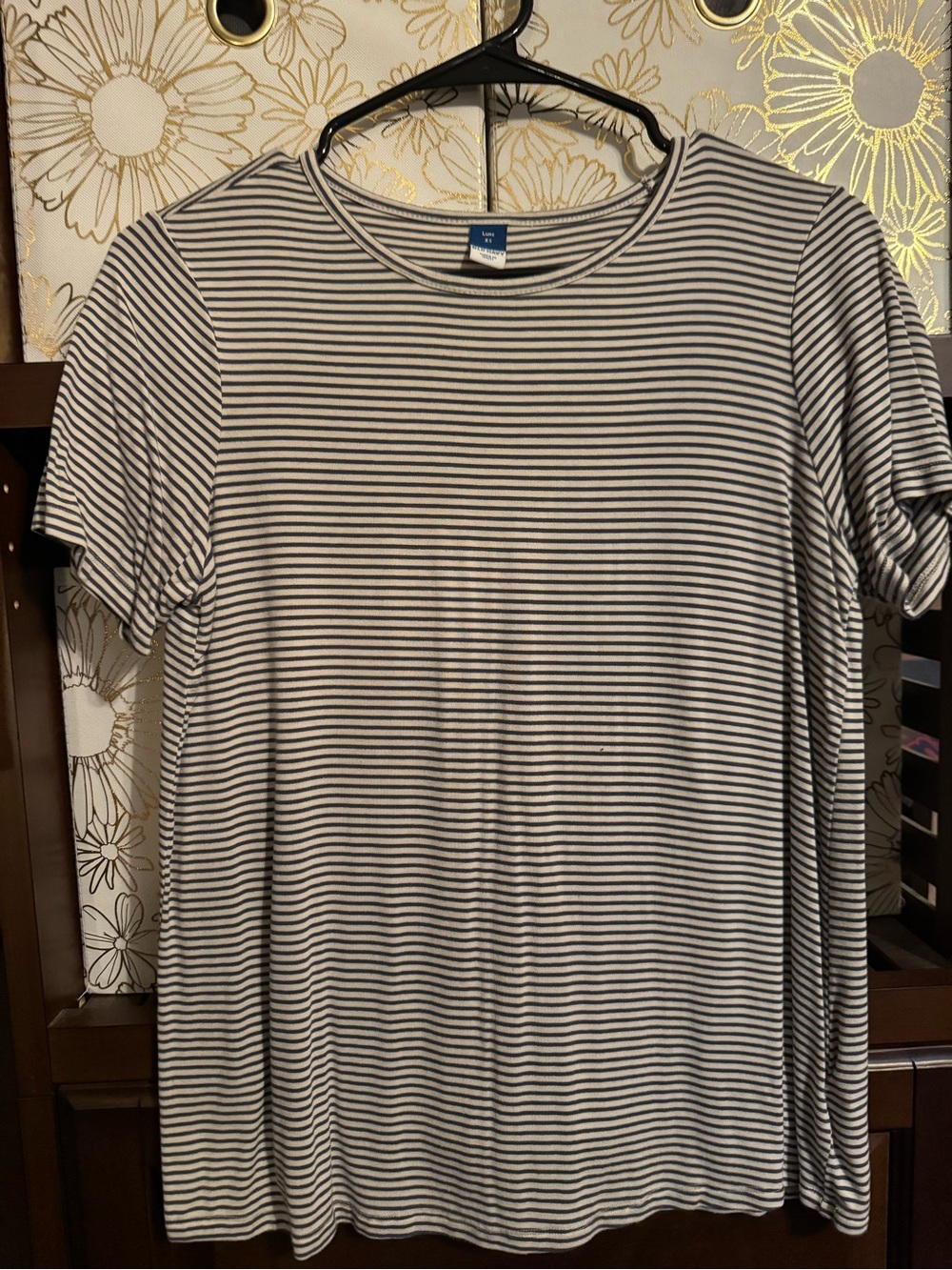Old Navy Luxe Striped Tee in greyish and beige